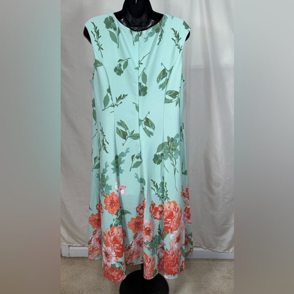 London Times Woman Dress sz14w Sleeveless Green & Peach Floral Cottagecore Curvy - Picture 4 of 6